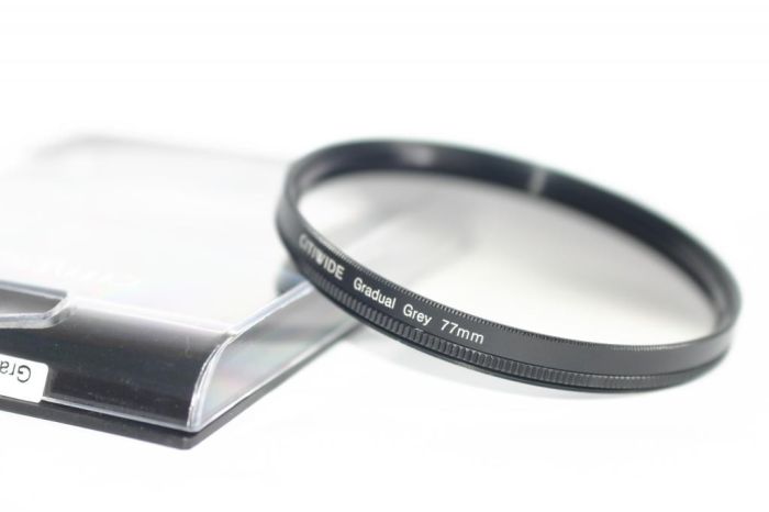 Градієнтний світлофільтр CITIWIDE 77 мм - сірий (grey)