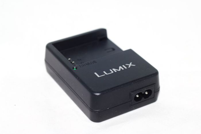 Зарядний пристрій DMW-BTC10E для камер Panasonic DMC-GH3, DMC-GH4, DMC-GH5 (акб DMW-BLF19, BLF19E)