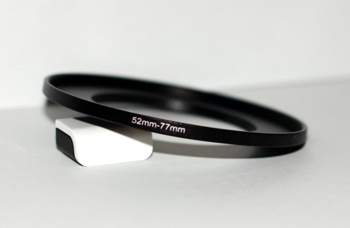 Підвищуюче кільце (STEP-UP) 52-77 мм