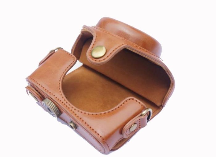 Футляр захисний - чохол для фотоапаратів SONY DSC-RX100, DSC-RX100 II, DSC-RX100 III - коричневий