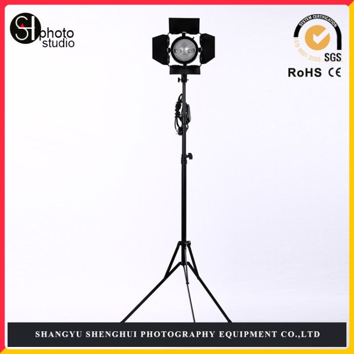 Галогенний освітлювач - постійне світло FST 800 (800 Вт) (RED HEAD) з димером та охолодженням (3200K)