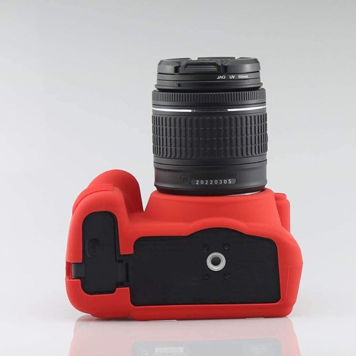 Захисний силіконовий чохол для фотоапаратів Nikon D3300, D3400 - червоний