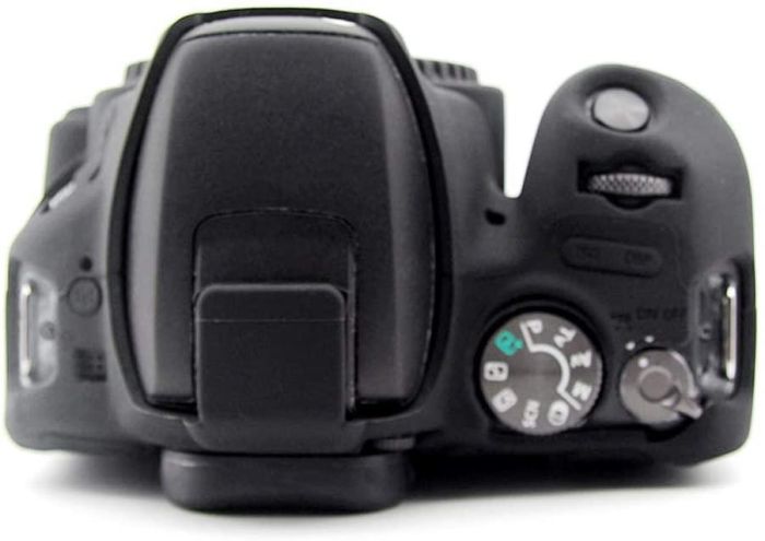 Захисний силіконовий чохол для фотоапаратів Canon EOS 200D, 250D, 200D II - чорний