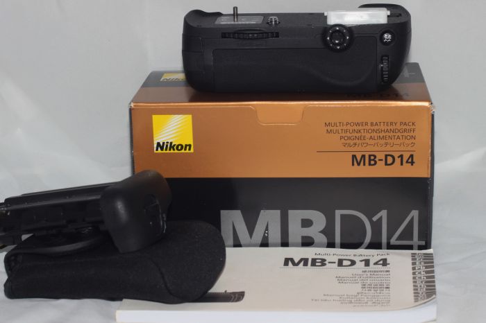 Батарейний блок (бустер) MB-D14 для NIKON D600, D610