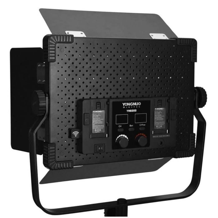 LED - освітлювач, відеосвітло Yongnuo YN6000 (3200 – 5500K)