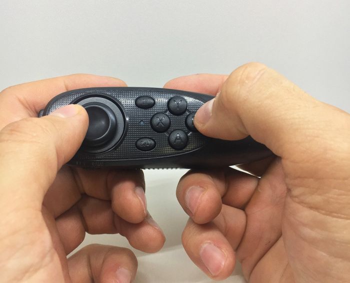 Пульт bluetooth дистанційного керування (джойстик) MOCUTE-052 (VR3D) геймпад для Android/iOS/ПК/smart TV