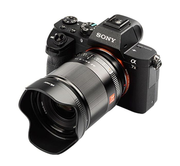Об'єктив VILTROX AF 24 mm 1:1.8 STM (AF 24/1.8 FE) для камер Sony (байонет — E-mount)