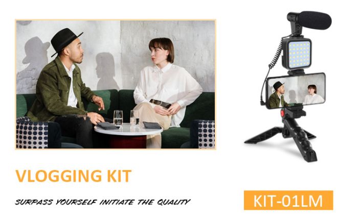 Набір для блогінгу Bakeey Vlogging KIT (KIT-01LM) (штатив+кріплення для телефону+мікрофон+LED світло+пульт)