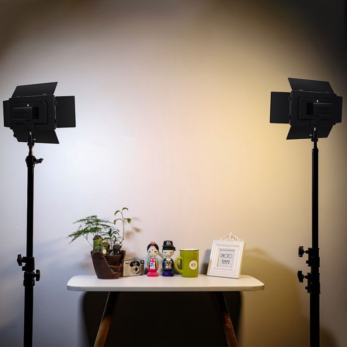 LED - освітлювач, відеосвітло Teyeleec TL520 (3200-5600 K)