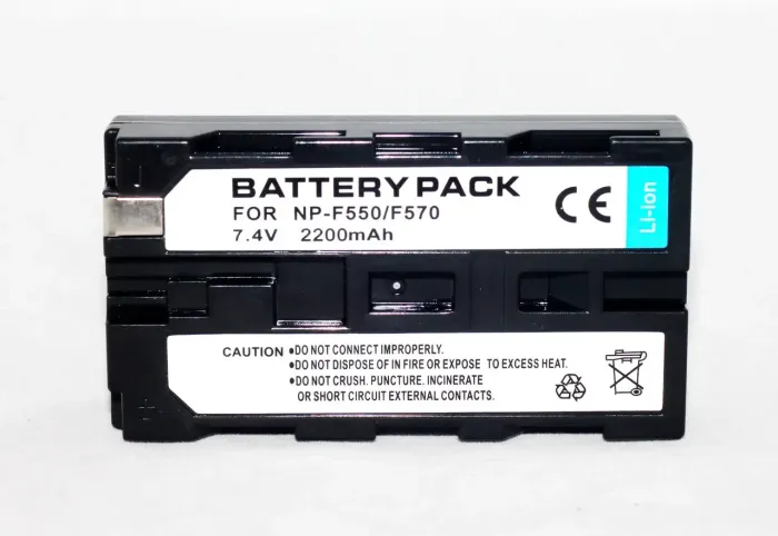 Комплект "LIGHT S" LED світло Teyeleec N-520PRO (3200-5600K) + мережевий адаптер + акумулятор NP-F550 + зарядний