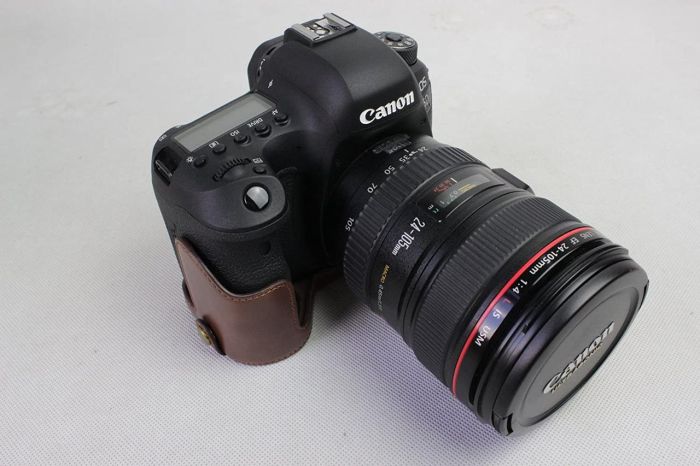 Захисний футляр-чохол для фотоапарата CANON EOS 6D Mark II з доступом до батарейного відсіку — кави