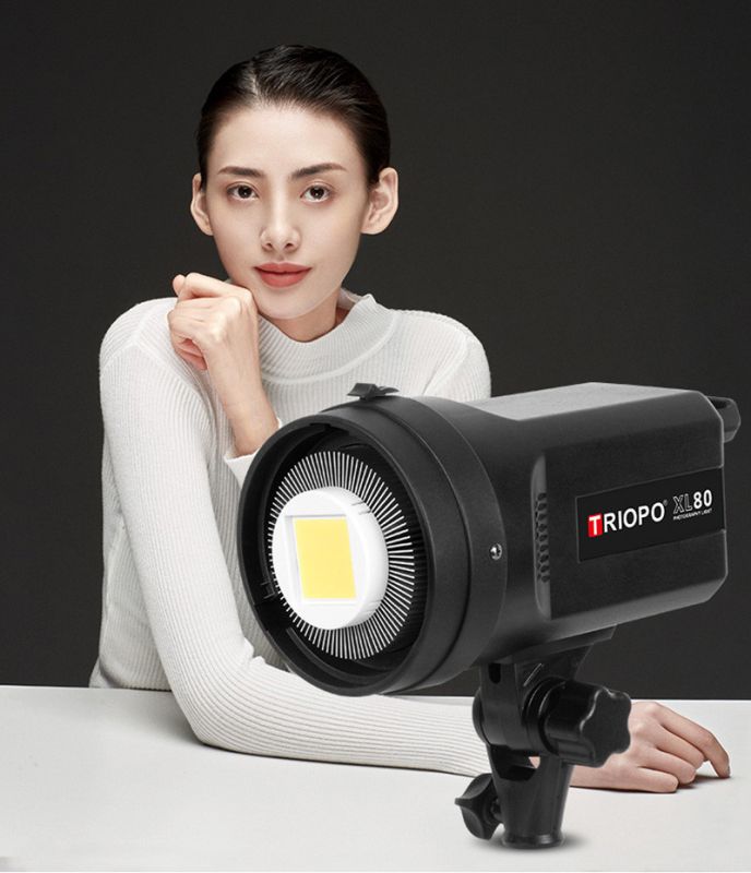 Постійне студійне LED-світло Triopo — XL-80 (5600 K) (80 ватів)