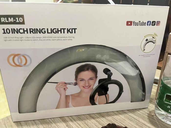 Набір для блогінгу RLM-10 (штатив + кріплення для телефона + мікрофон + кільцевий LED-світло + пульт)