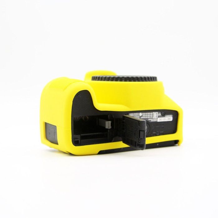 Захисний силіконовий чохол для фотоапаратів Canon EOS 200D, 250D, 200D II — жовтий