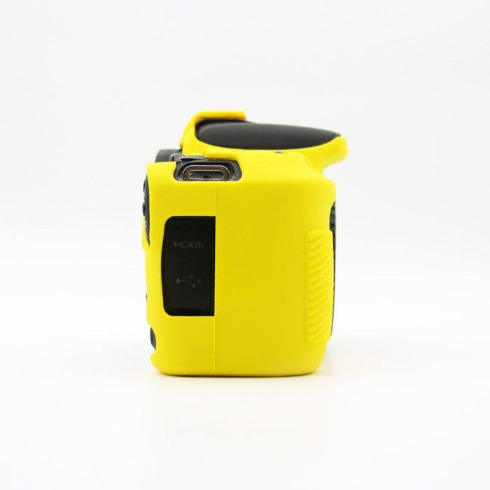 Захисний силіконовий чохол для фотоапаратів Canon EOS 200D, 250D, 200D II — жовтий