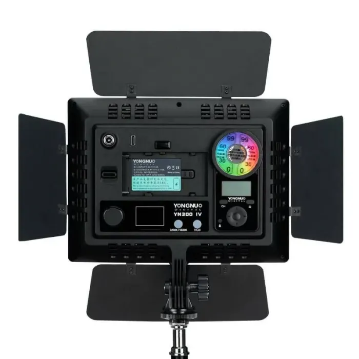 LED — освітлювач, відеосвітло Yongnuo YN-300 IV (YN300 IV) (3200-5500K + RGB)