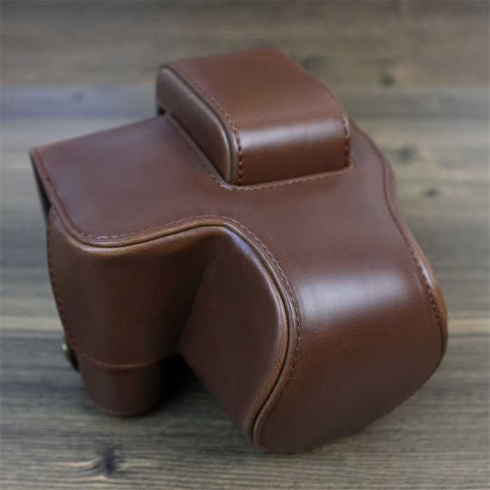 Захисний футляр — чохол для фотоапарата CANON EOS R10 з доступом до батарейного відсіку — кави