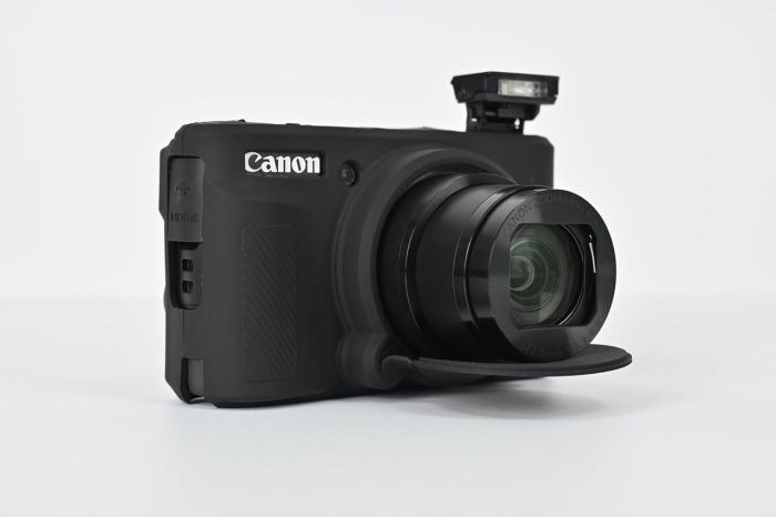 Захисний силіконовий чохол із кришкою для фотоапаратів CANON Powershot SX740, SX730 — чорний
