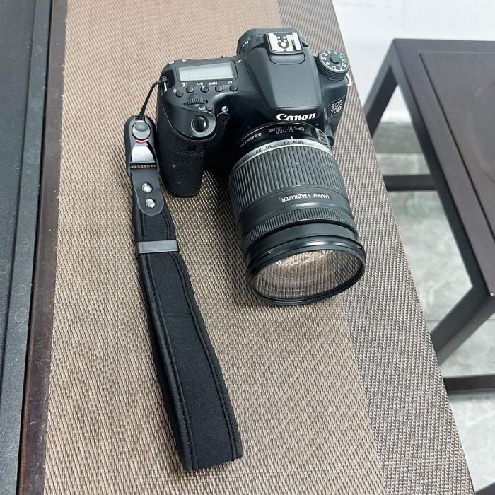 Неопреновий універсальний кистьовий ремінь — фотоапаратів NIKON, CANON, SONY, PANASONIC, OLYMPUS, FUJIFILM