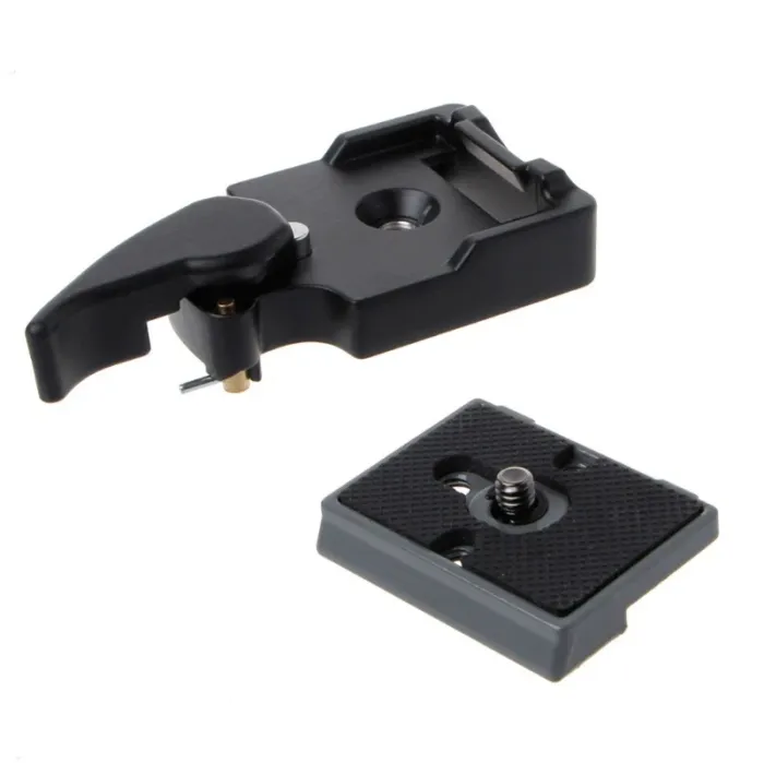 Штативний адаптер зі швидкознімним майданчиком Accro QR-02 (Tripod Quick Release Plate)