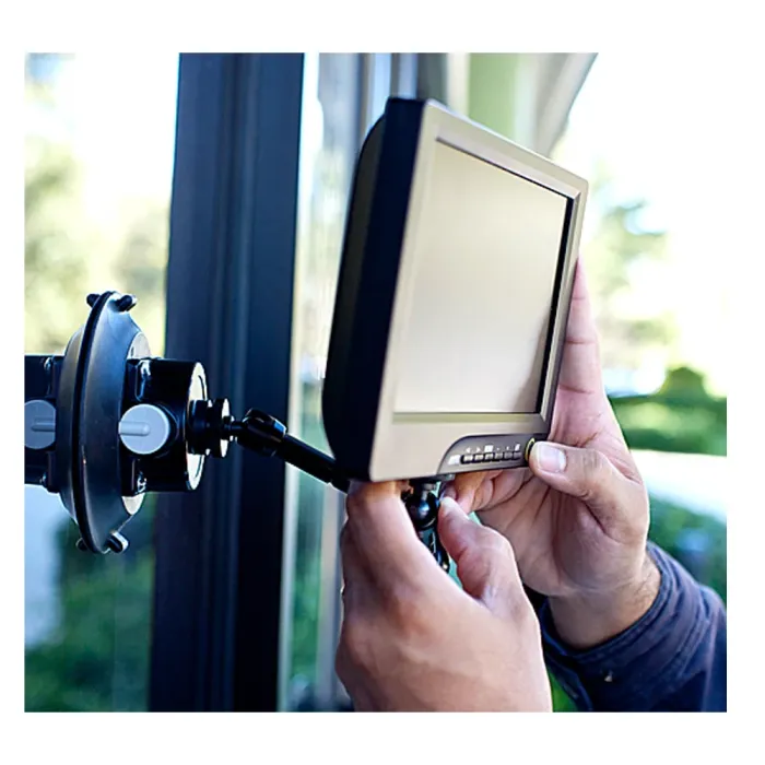 4,5" (115 мм) потужна насосна плунжерна присоска з 5.8" (191 мм) шарнірним кронштейном, кріпленням magic arm