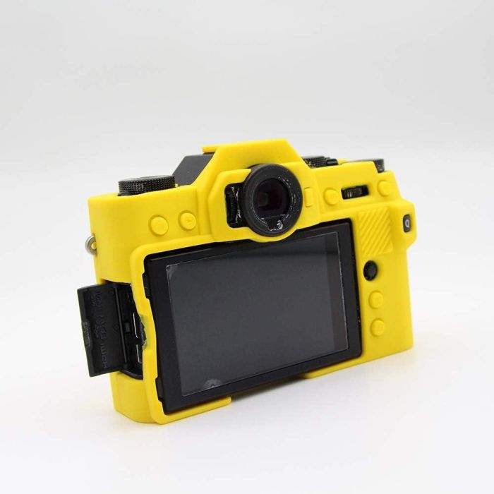 Захисний силіконовий чохол для фотоапаратів FujiFilm X-T30 — жовтий