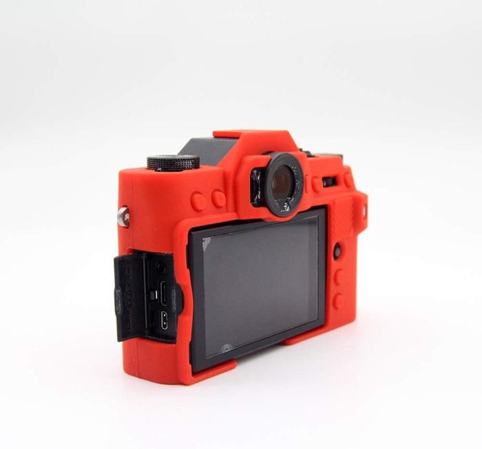 Захисний силіконовий чохол для фотоапаратів FujiFilm X-T30 — червоний