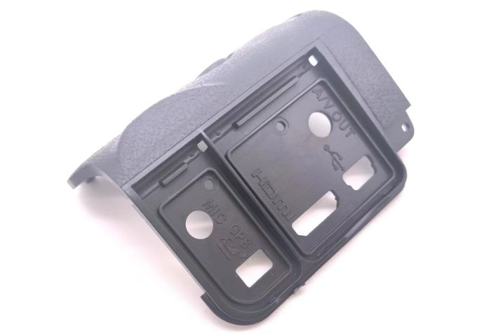 Ліва гумка — пластиковий захист USB/ GPS/MIC/HDMI для фотоапарата Nikon D7000