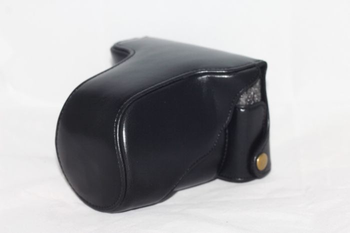 Футляр захисний - чохол для фотоапаратів Fujifilm X-M1, X-M2, X-A1, X-A2, X-A3, X-A5, X-A20, X-A10 - чорний