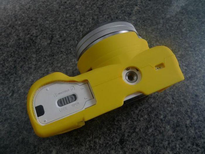 Захисний силіконовий чохол для фотоапаратів SONY A5000, A5100 - жовтий