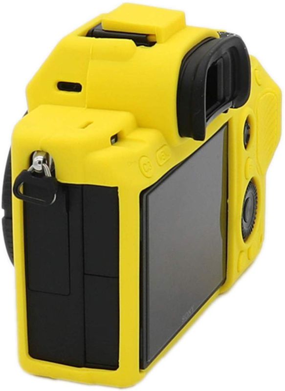 Захисний силіконовий чохол для фотоапаратів SONY A7 III, A7r III, A7s III, A9 - жовтий