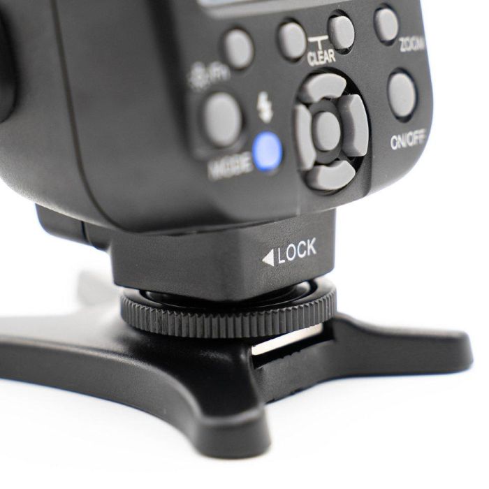 Спалах Triopo TR-586 EX-C з E-TTL і HSS для фотоапаратів CANON