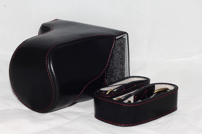 Захисний футляр – чохол (тип II) для фотоапаратів CANON EOS M10 – чорний